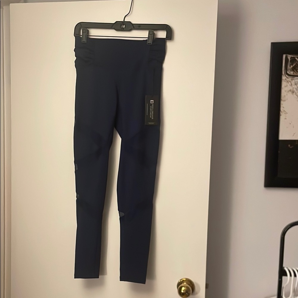 NWT Sophia Navy Blue Leggings 💙